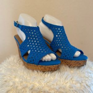 MUDD CORK STACKED HEELS